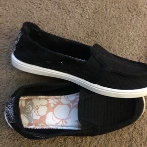 Roxy slip on